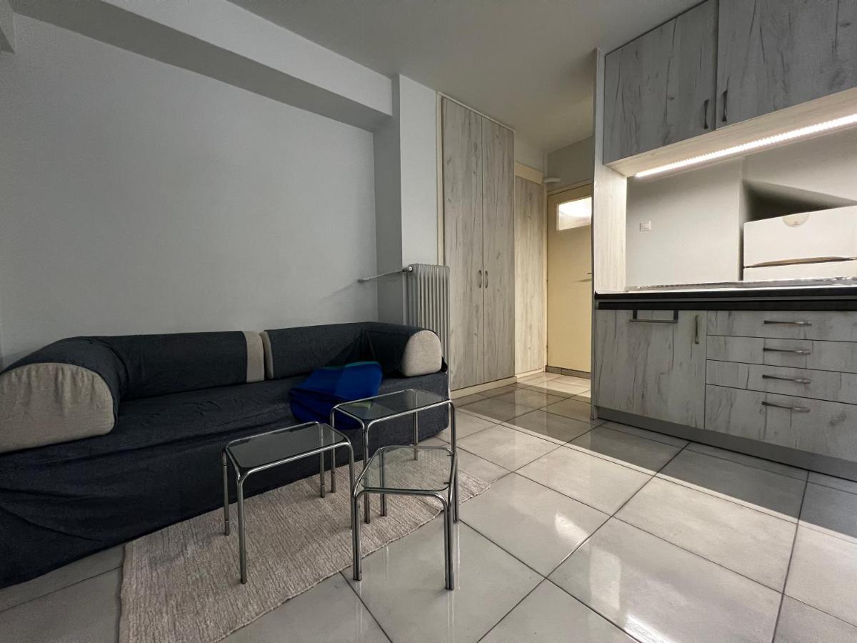 Budget Private Room In The Center Афіни Екстер'єр фото