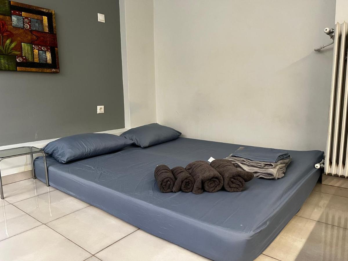 Budget Private Room In The Center Афіни Екстер'єр фото
